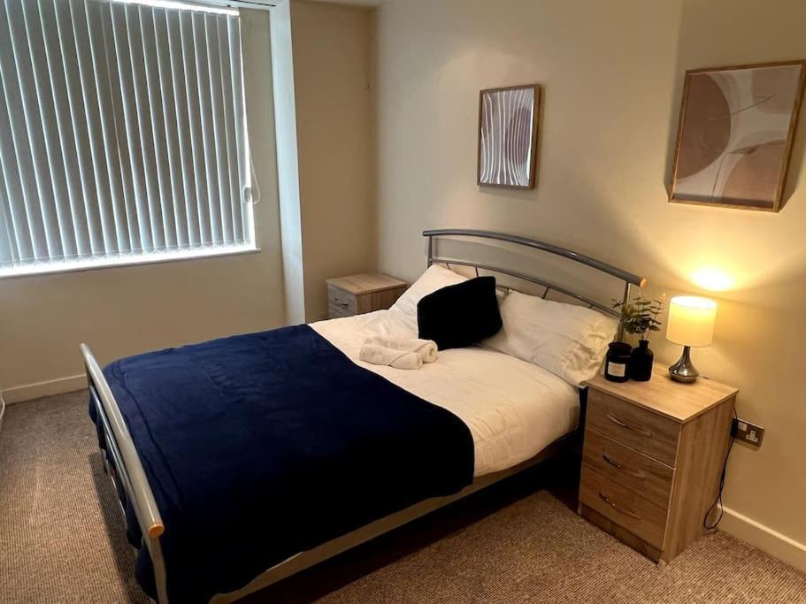 Entire Flat, 2 Bedroom & 2 Bathrooms In Birmingham Zewnętrze zdjęcie